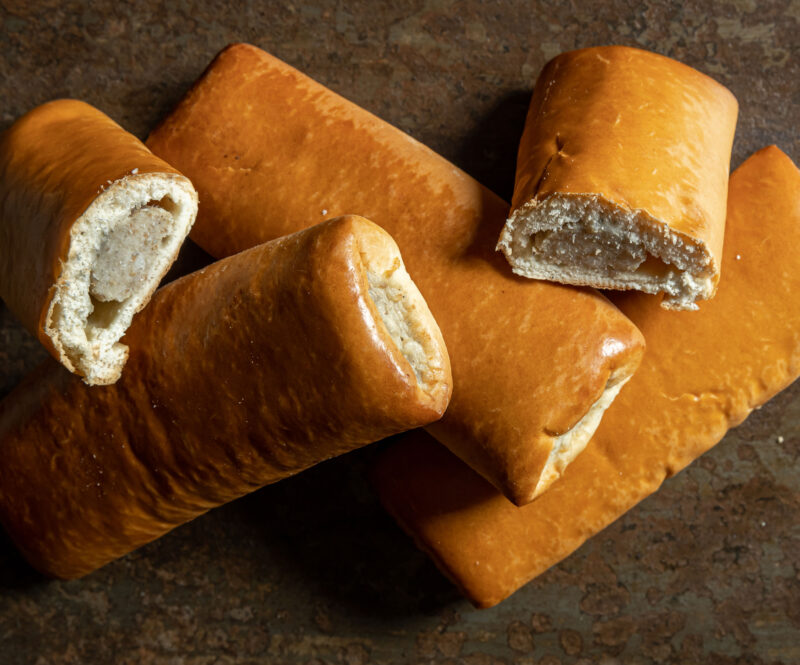 Worstenbroodjes: zo maak je de lekkerste en zo warm je ze op